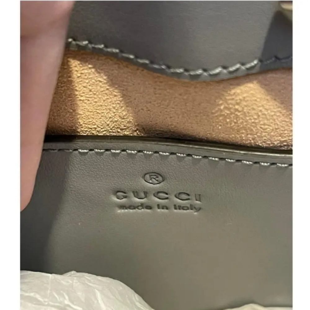 Gucci GG Marmont Crossbody Leather Handbag - Picture 10 of 11